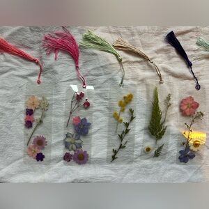 REAL pressed floral Bookmark Set of 5 🌼